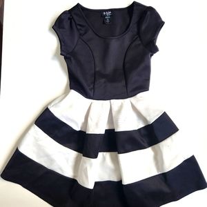 Girls Black & White Retro Style Dress